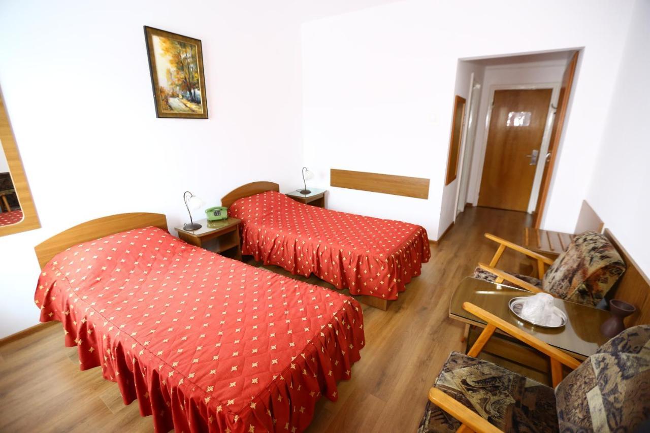 Hotel Moldova Birlad Ngoại thất bức ảnh