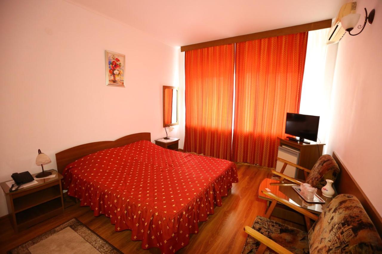 Hotel Moldova Birlad Ngoại thất bức ảnh