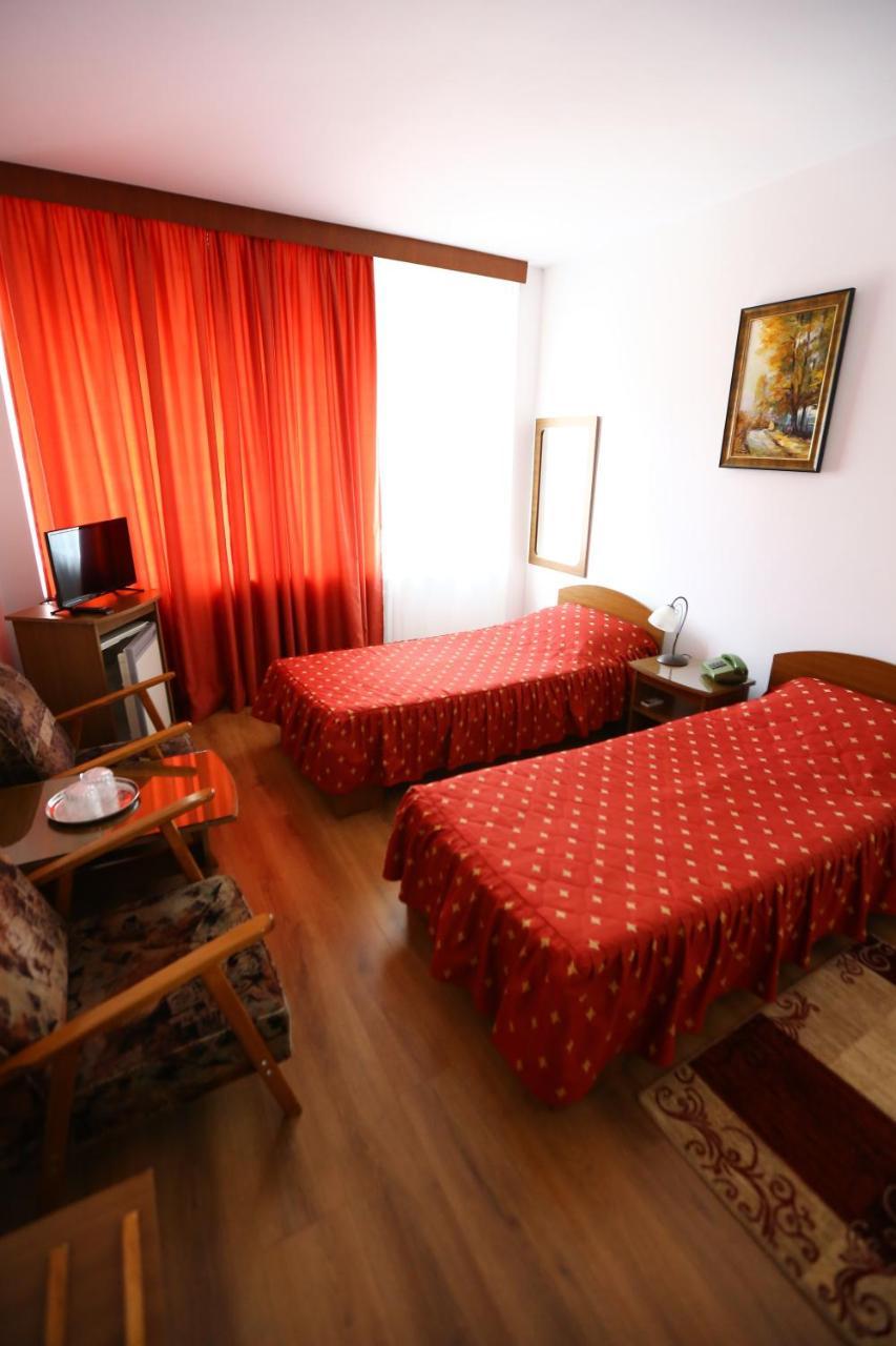 Hotel Moldova Birlad Ngoại thất bức ảnh